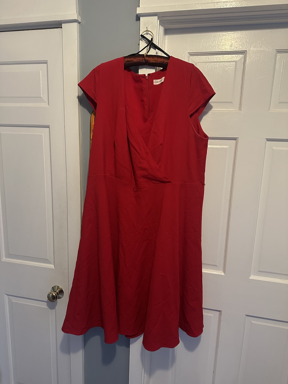 Calvin Klein Bright Red Cap-Sleeve V-Neck Midi Dress - Picture 1 of 3